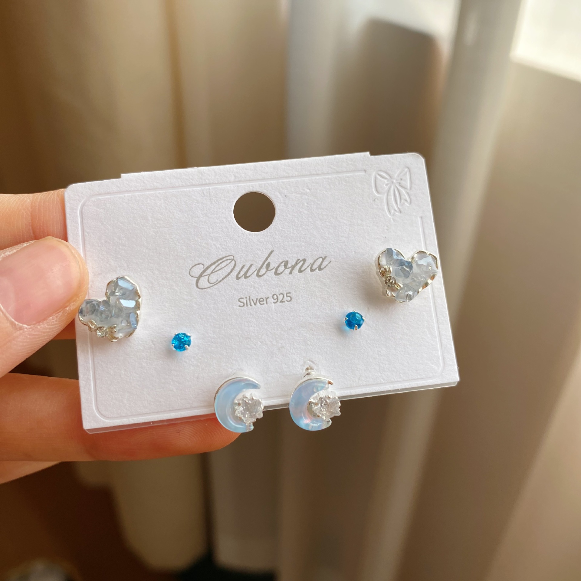 Pendientes redondos de color de aguja de plata Pendientes frescos y dulces Pendientes de todo fósforo de moda simple para mujer