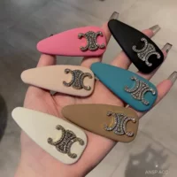 Южная Корея Dongdaemun Новый горный хрусталь кожаный треугольный BB зажим элегантный стиль девушки боковой зажим сломанная шпилька челка зажим для челки