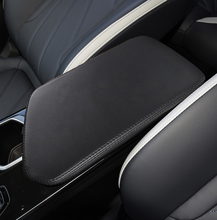 Bin Yue COOL, Geely Armrest box - 23-boyue-l-black-leather-black-line-without-logo