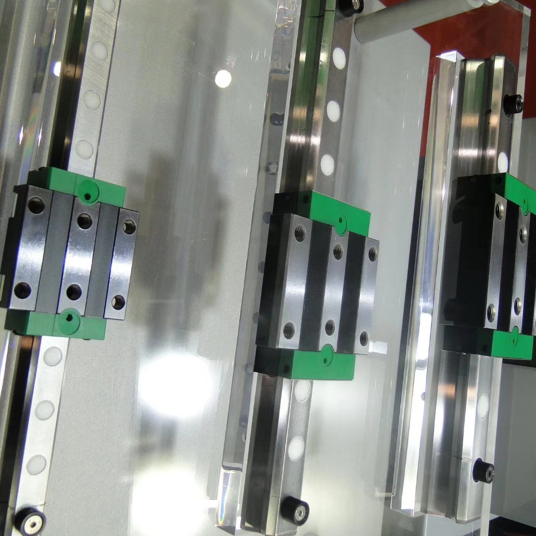 德国导轨RUE45-E-H/RWU45-E-H滑块 运行平稳，福业优惠