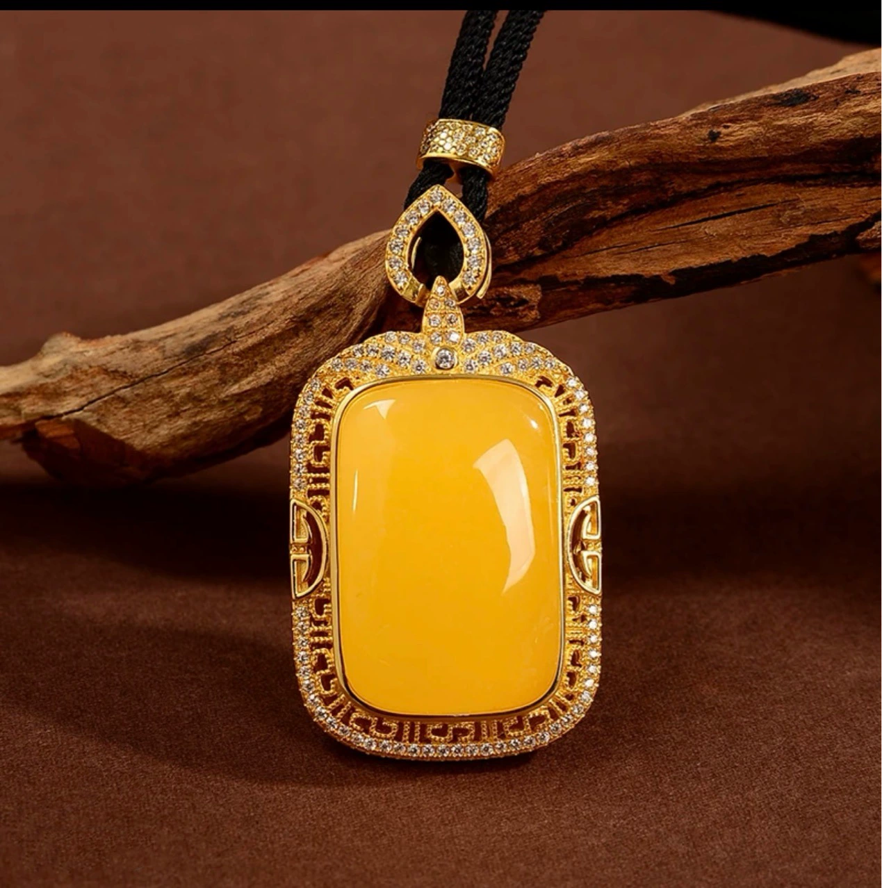 Сетка красная мода подвеска против пчелиного воска без фирменных подвесок ретро простая веревка ожерелье длинная цепочка свитера