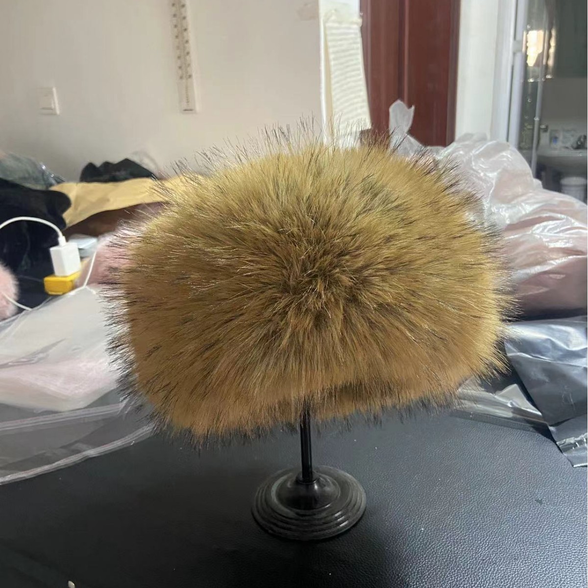 新款古风白色无顶帽毛绒绒民族风发带跨境拍照仿狐狸毛皮草空顶帽