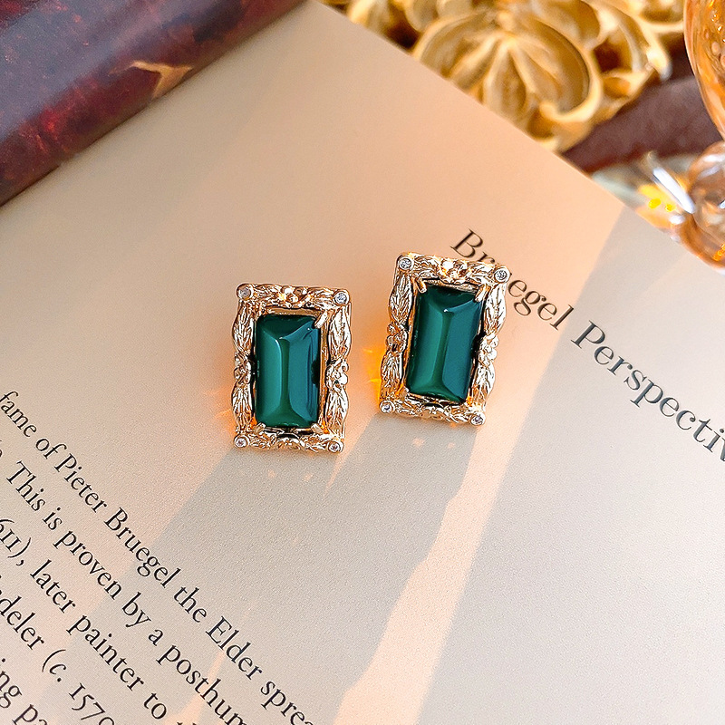 Color Block, Heart Shape Pattern 1 Pair Retro Color Block Heart Shape Pleated Inlay Copper Rhinestones Drop Earrings