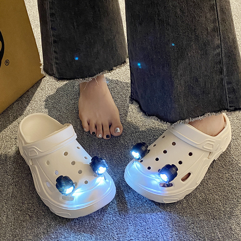 Internet Celebrous Explosive Cool Luminous Night Light Cave Shoes Men's and Women's Summer Fashion All-match Couple's Out Sandals and Slippers