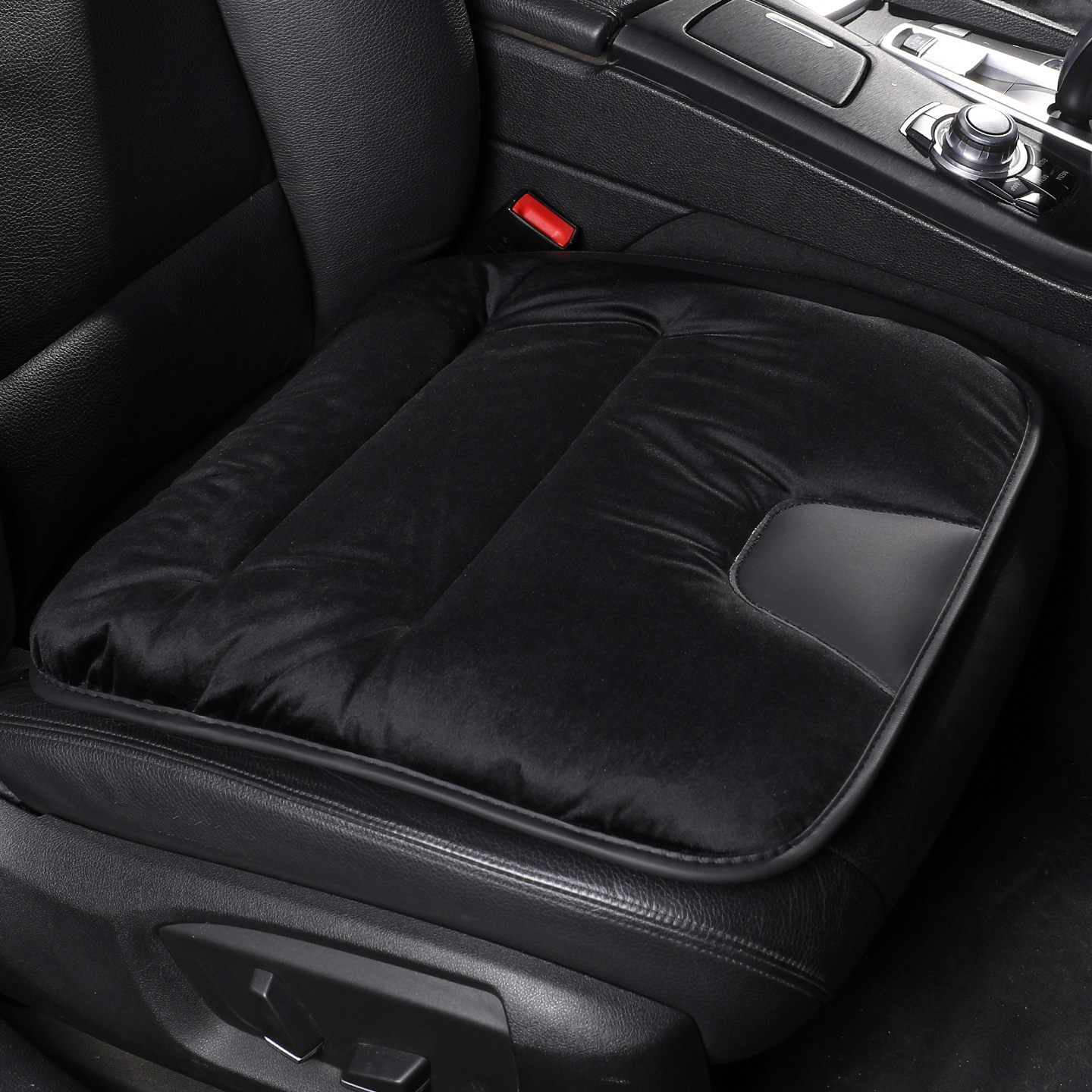 Plush Main – Qìchē Seat cushion, seat cover - square-cushion-1pc-obsidian-black-universal