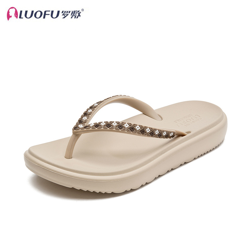 Chanclas de suela gruesa de diamantes de imitación para mujer en verano 2025 nueva moda realce sandalias y zapatillas antideslizantes de vacaciones en la playa