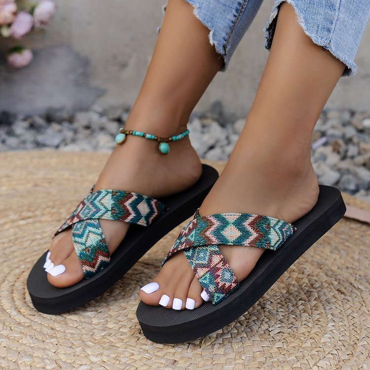 Set-toe large size sandals for women 2024 summer new style European and American foreign trade thick-soled color-blocked cross-strap beach _voghion.com