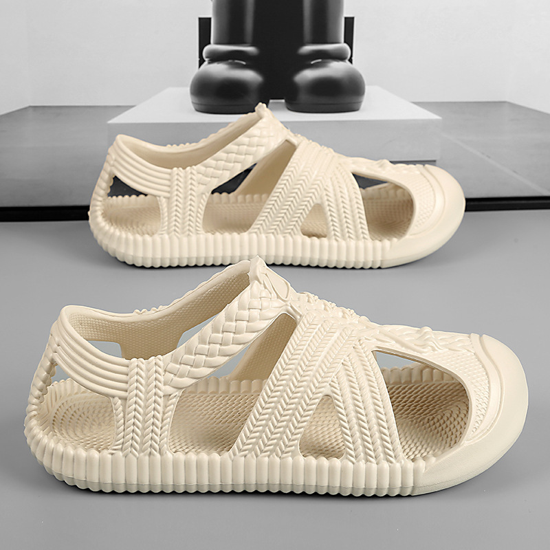 Nuevos zapatos de paja retro de verano para hombres con suela suave zapatos de playa transpirables y ligeros sandalias de caña casuales antideslizantes zapatos de hombre