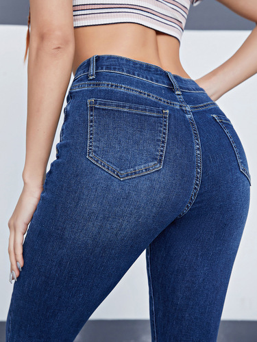 Direct shipping from overseas warehouse: Hot girl-style hip-lifting women's denim jeans—high-waisted, sexy, tight-fitting, European and American-style, stretchy, slim-fit pants.
