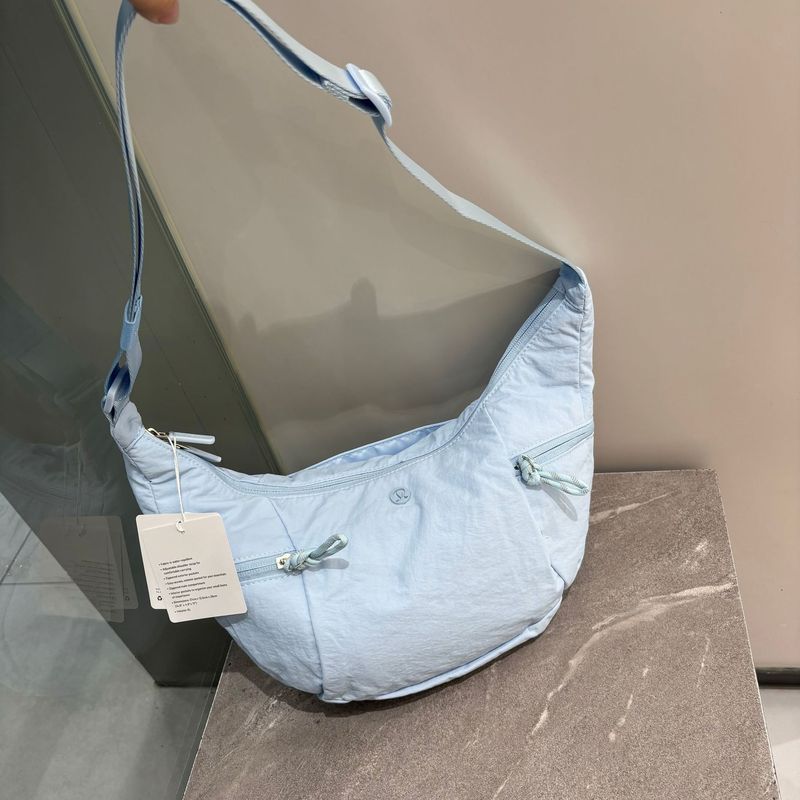 lululemon新款Slouchy 6L牛角包单肩斜挎包饺子包户外健身瑜伽包|undefined