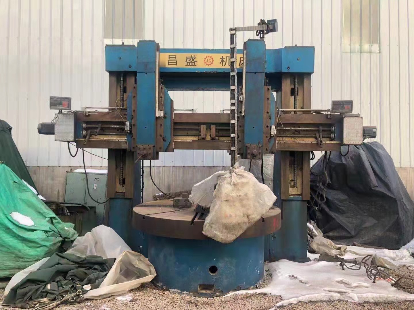 处理二手大连昌盛CQ5225立式车床二手大连2.5米立车