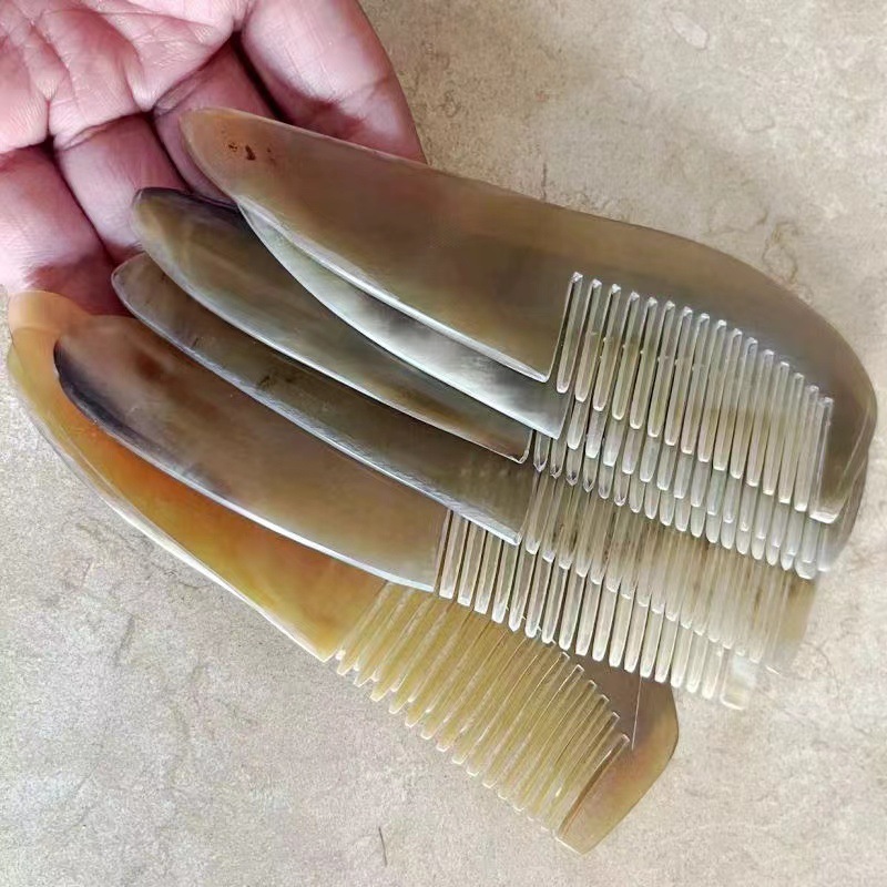 半月櫛広西黄牛角櫛小曲月櫛天然牛角櫛広式牛角櫛小ハンドル櫛卸売り|undefined