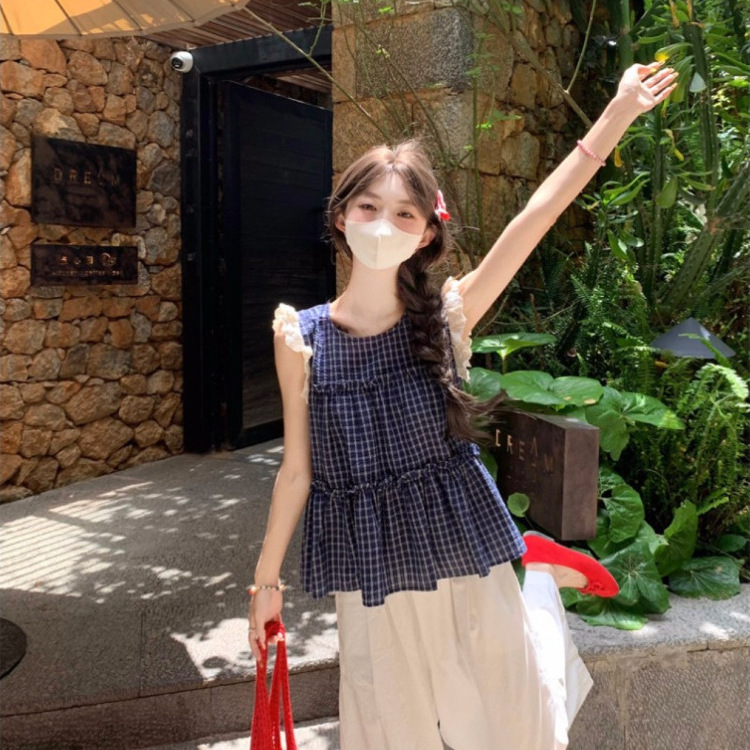 Retro Plaid Sleeveless Shirt for Women, Summer New Style, Sweet Ruffled Edge Blouse, Doll Shirt Top, Trendy Women's Fashion Retro Plaid Sleeveless Shirt for Women, Summer New Style, Sweet Ruffled Edge Blouse, Doll Shirt Top, Trendy Women's Fashion