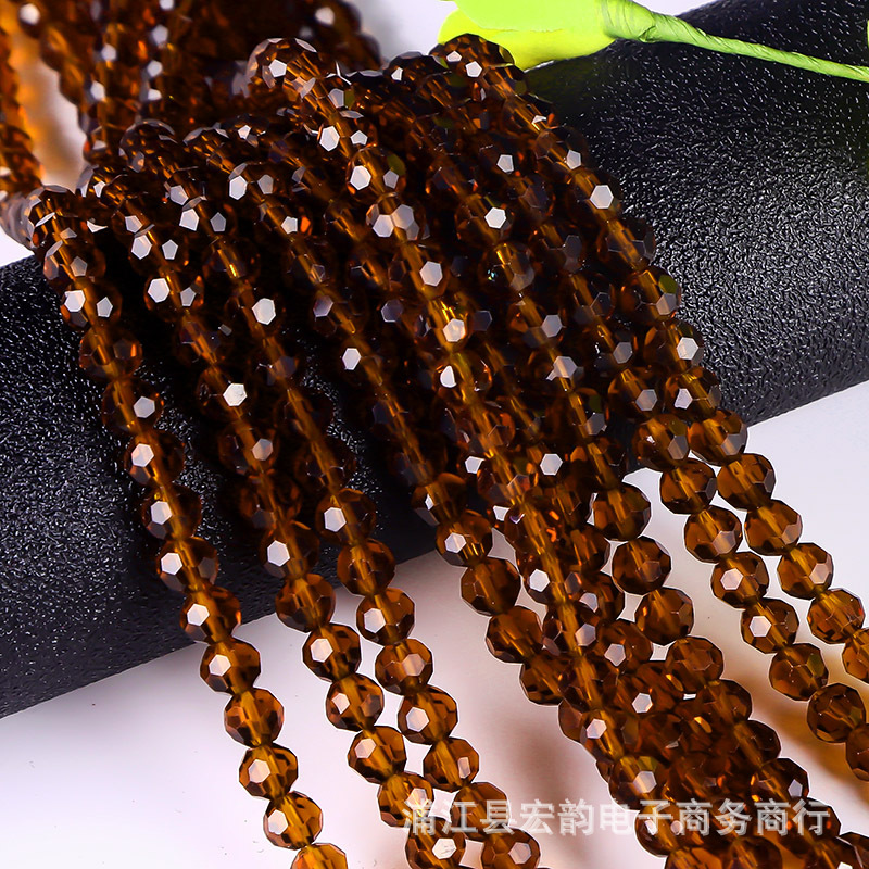 Un lote de 32 lados cuentas de tierra de cristal de color cuentas de fútbol de equipaje accesorios de ropa de bricolaje accesorios de joyería