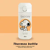 Изолированная чашка Cake Snoopy, стильная высококачественная чашка для воды, студенческая портативная чашка для воды с защитой от падения, новая чашка для воды большой емкости