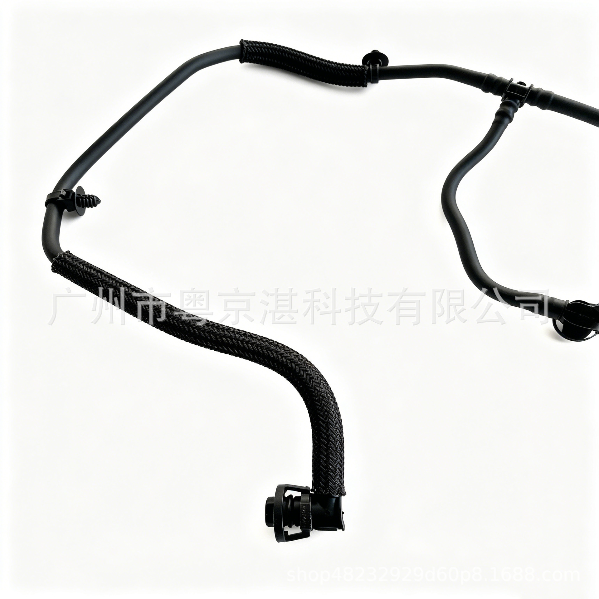 LR140897 LR185774 cooling hose is suitable for Land Rover Range Rover Velar 2021-2023