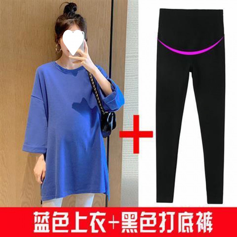 妊婦の秋服セットのファッションモデルがゆったりしています。|undefined