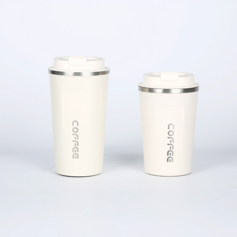 Spray de plástico tres generaciones 304 taza de café de acero inoxidable anti-escaldado cubierta de silicona taza de coche taza de vacío portátil taza de agua de oficina