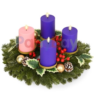 Laipai Cross-Border Christmas Wreath Manufacturer Wholesale Christmas Candlestick Wreath Candle Cup Advent Christmas Candlestick Wreath
