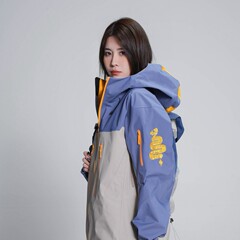 蛇年限定定款全溢糊無標刺繍男女カップル防水戸外突撃服硬殻コート