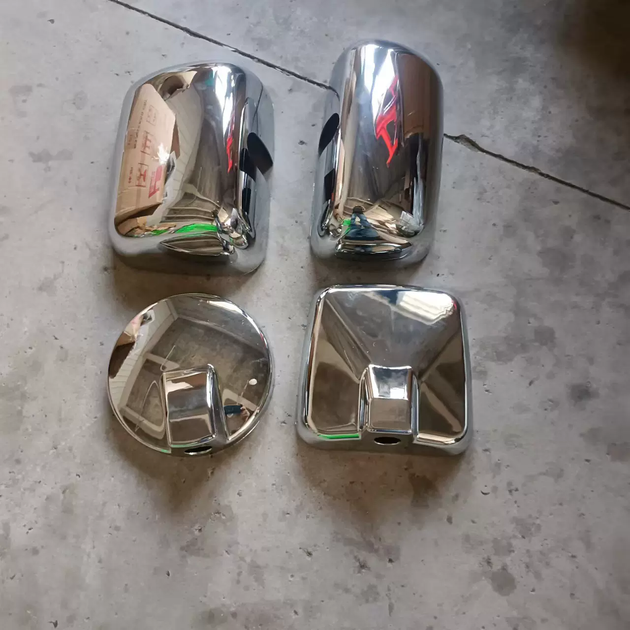 适用日本货车HINO日野500700倒车镜电镀镜壳粘贴改装汽车配件