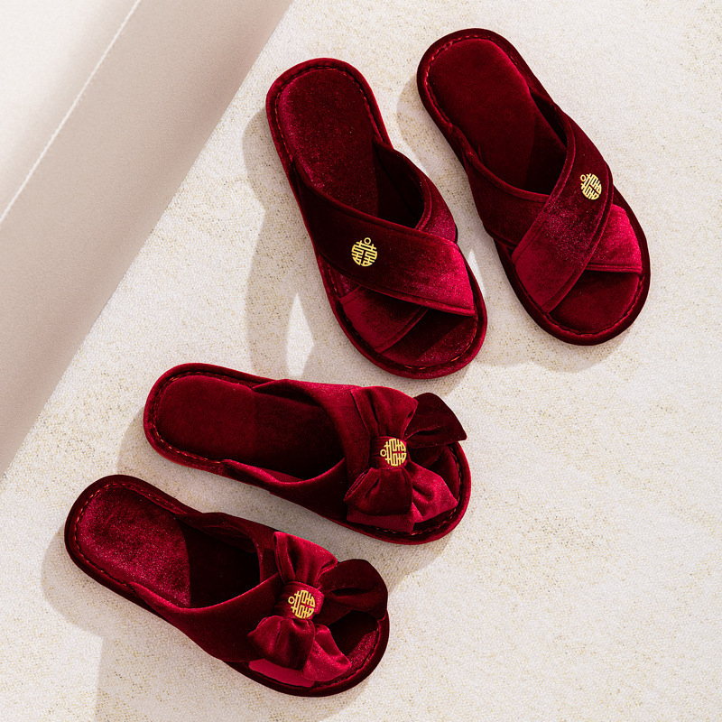 Bride Bridesmaid Morning Robe Cotton Slippers Women's Autumn and Winter Korean Velvet Wedding Red Indoor Fashion Home Slippers