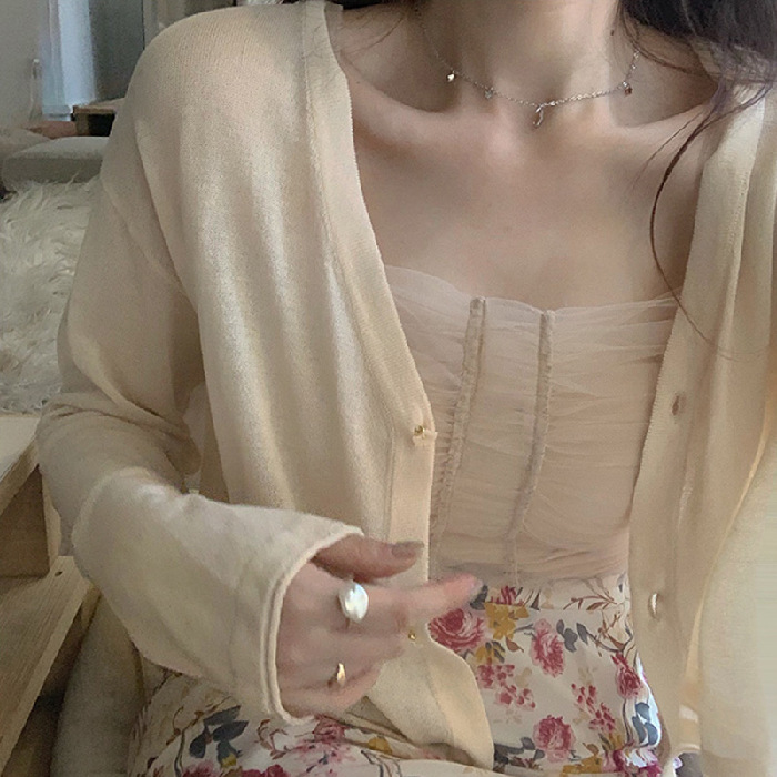 Blanco Sol protección camisa 2023 verano chal con falda corta de punto cardigan mujeres delgadas Super Fairy moda