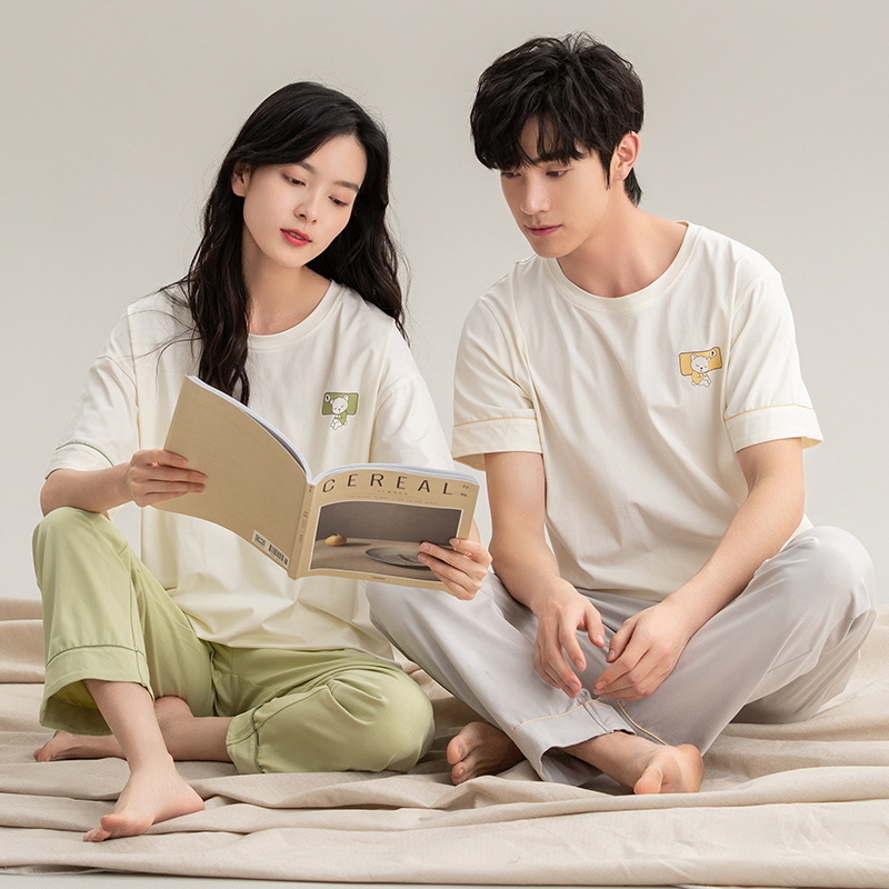 Pijamas de pareja de verano, algodón puro, manga corta, pantalones largos, estilo veraniego para hombre y mujer, estilo nuevo y sencillo para el hogar, estilo primavera y otoño 2025