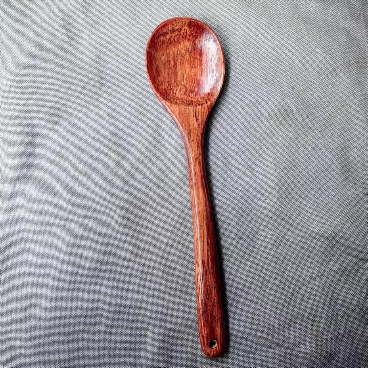 페인트 31*7.6 이 있습니다.