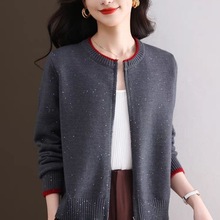 ᘿ��_������Ů�ﶬ�������С���L��Ƭë�����