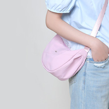 超轻尼龙斜挎包女包2025新款超火小挎包日常通勤饺子包百搭单肩包