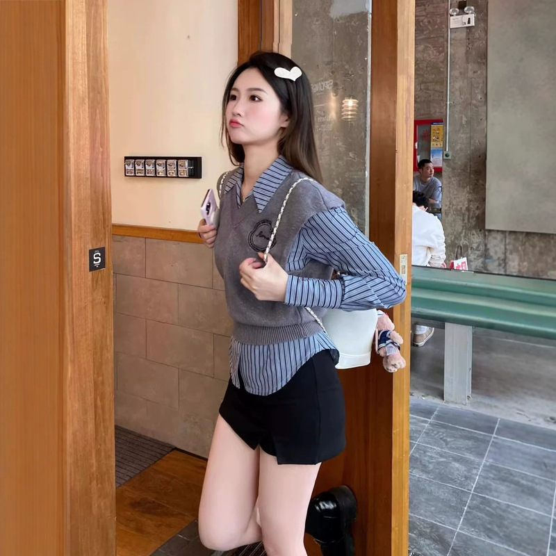 Elegant and sophisticated college-style autumn and winter outfit: a complete two-piece set of shirt and vest for women, early spring wear 2026 Elegant and sophisticated college-style autumn and winter outfit: a complete two-piece set of shirt and vest for women, early spring wear 2026