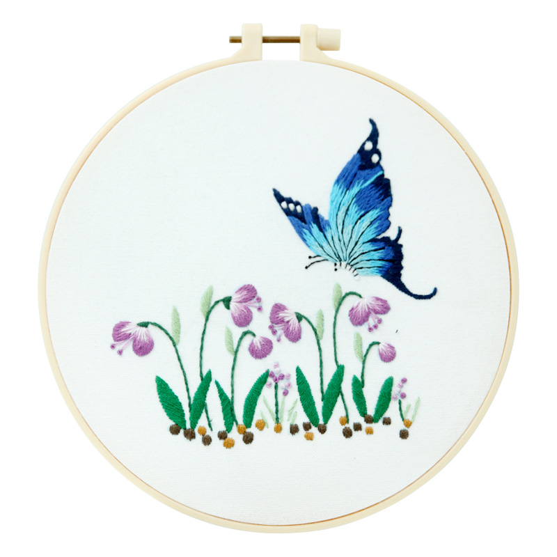 Bordado Diy Butterfly Colgante Lu Bordado Hecho a mano Paquete de material Juego de tres piezas Inglés Creative Children's Gift Flower Colgante