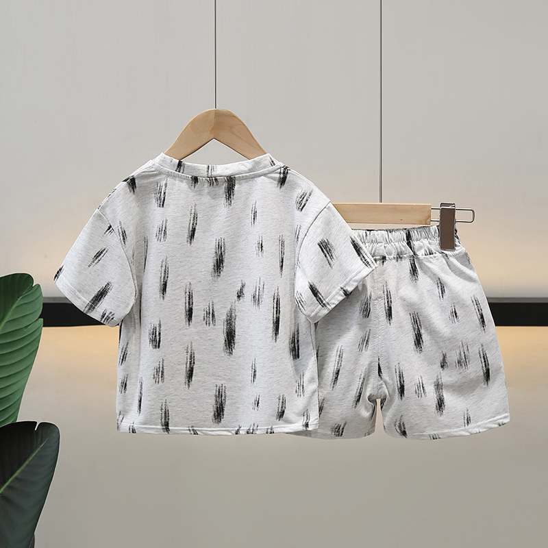 7140 Ropa para niños Traje casual para niños Verano 2025 Nuevo estilo Cool y guapo Camiseta de manga corta para niños Traje de dos piezas para bebés