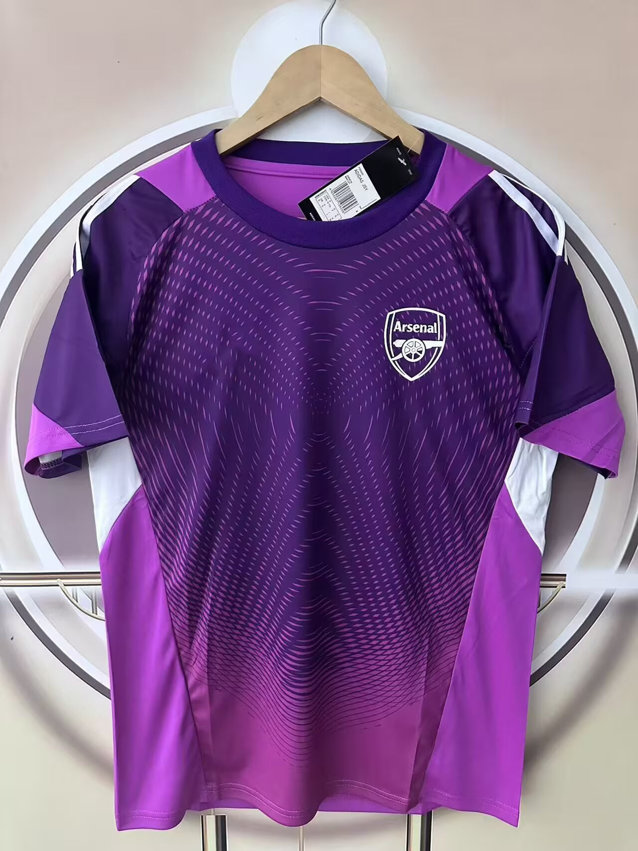 Portero morado del arsenal 2526