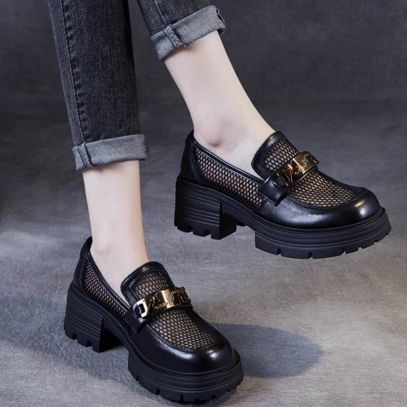 Zapatos Lofu de suela gruesa de malla para mujer 2025 nuevos zapatos de mujer de un solo pedal estilo de verano zapatos de cuero de estilo británico zapatos individuales huecos