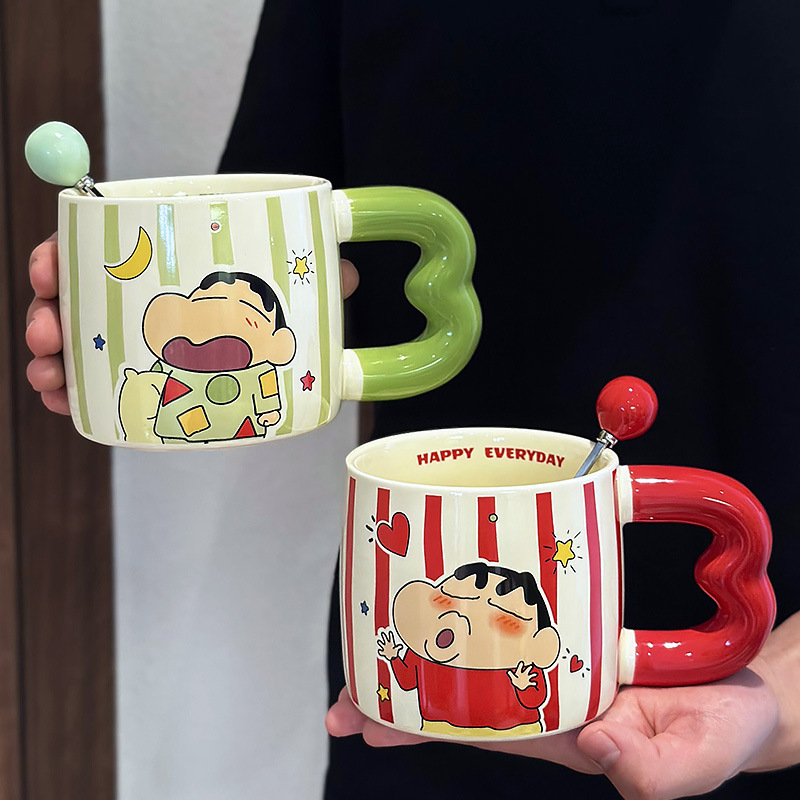 クレヨンしんちゃん マグカップ セラミック 蓋付き オフィス 朝食 ホーム 特別に美しいカップル ドリンクカップ 女の子用|undefined