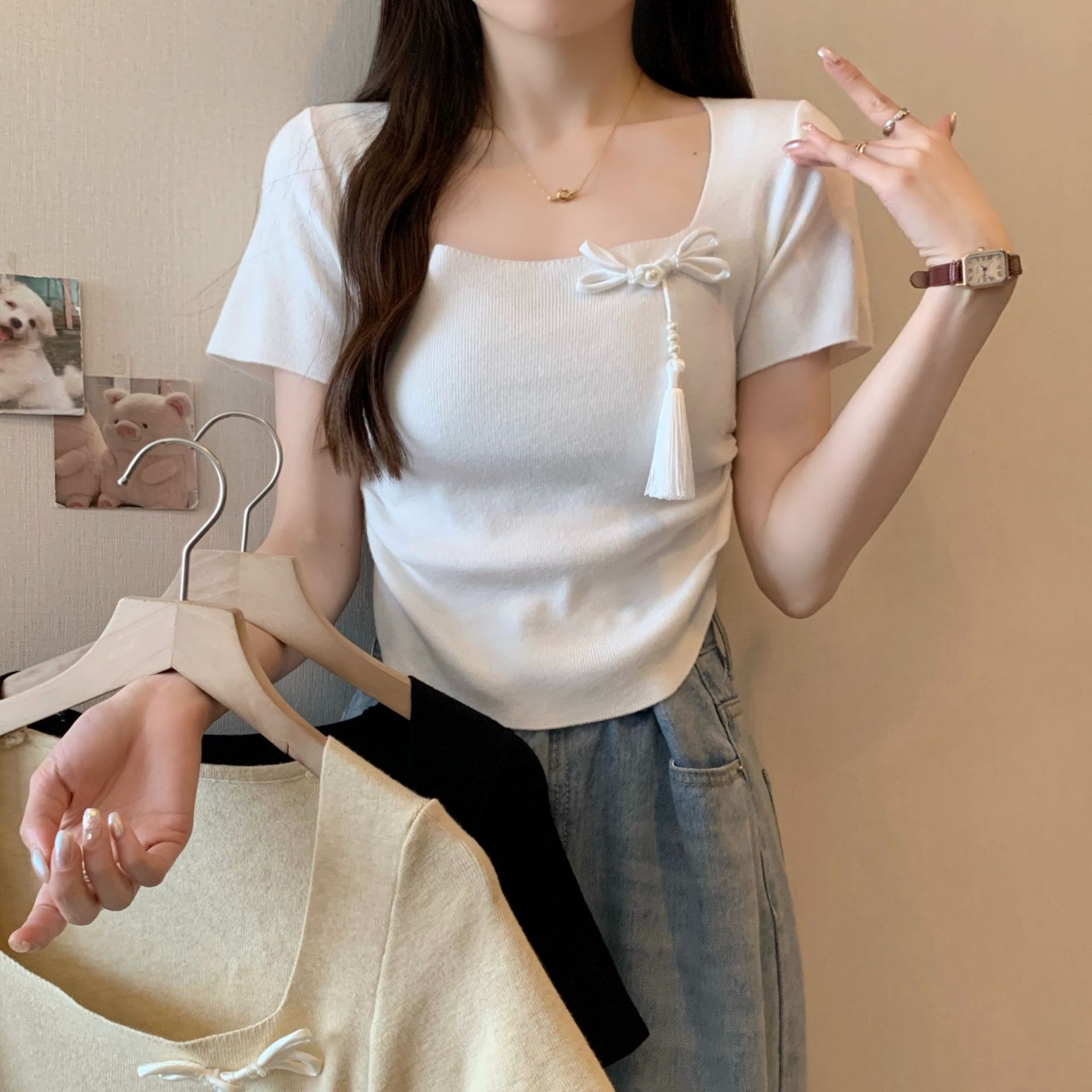 Nov poletni dizajn z naramnicami, nepravilna majica s kratkimi rokavi v kitajskem slogu, ženska pletena majica s kratkimi rokavi in ​​oglatim izrezom._voghion.com