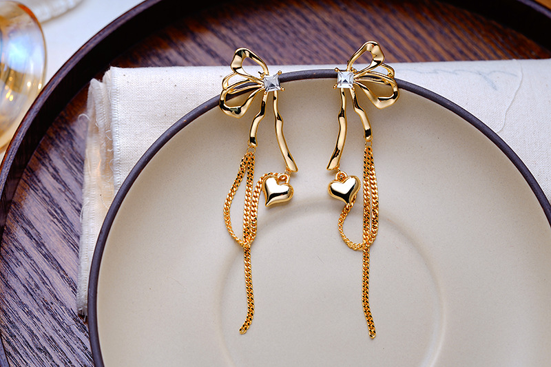 Fashion Heart Shape Butterfly Copper Tassel Plating Inlay Zircon Drop Earrings 1 Pair display picture 5