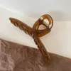 Коричнево-кофейный желейный перекрёстный зажим