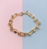 Fresh accessory, fashionable chain, metal bracelet, European style, simple and elegant design