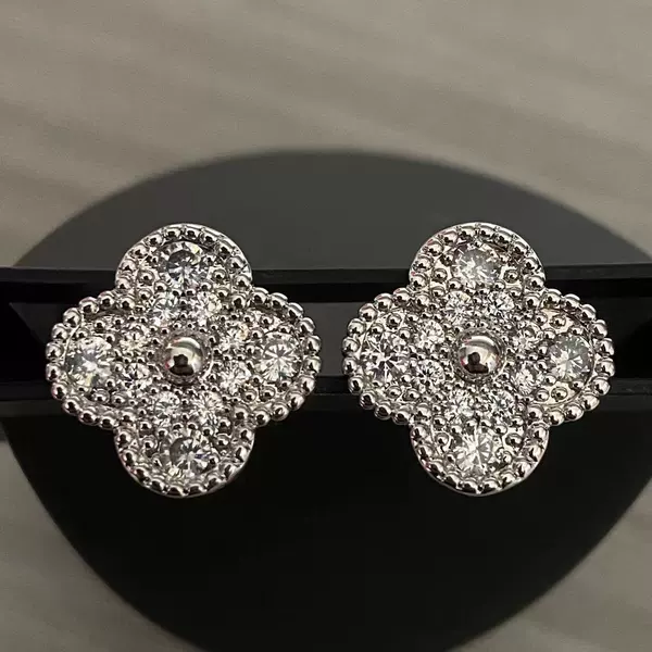 White Gold [Full Diamond Style 1.5cm] Stud Earrings