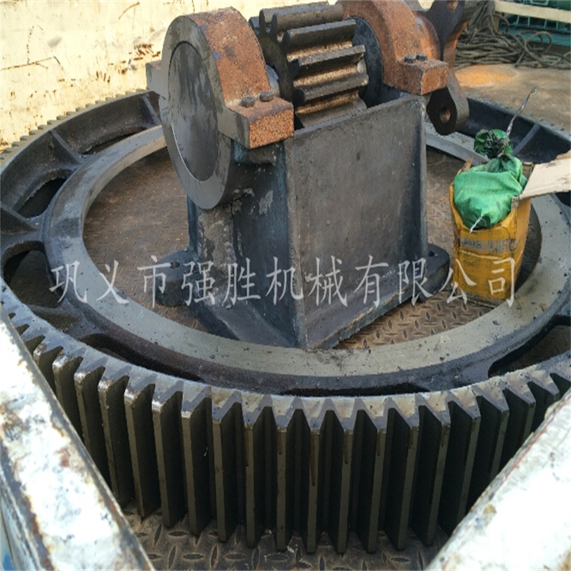 铁矿石球磨机设备生产厂家 铸钢大齿轮过桥端盖配件批发