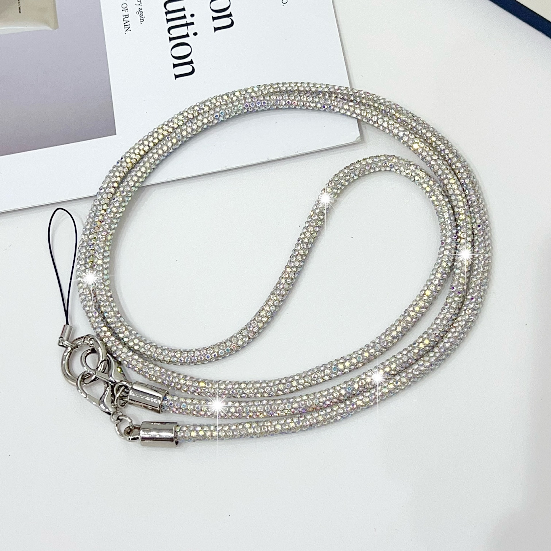 Explosiones transfronterizas de 0,6 m de perforación completa larga cadena de pendiente inclinada para teléfonos móviles cuerdas de diamante de agua flashing cadena de hombro de alto nivel
