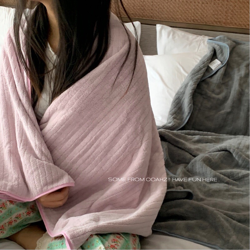 Wholesale Coral Velvet Bath Towels for Women, Wearable and Wrapable in Winter, Pure Cotton, Absorbent, 2022 Non-Cotton, Cross-Border Export