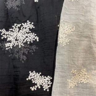 ѩ�����������M�������ɫ�����W������ͯ�bŮ�b���b����ˮ�ܴ̽�