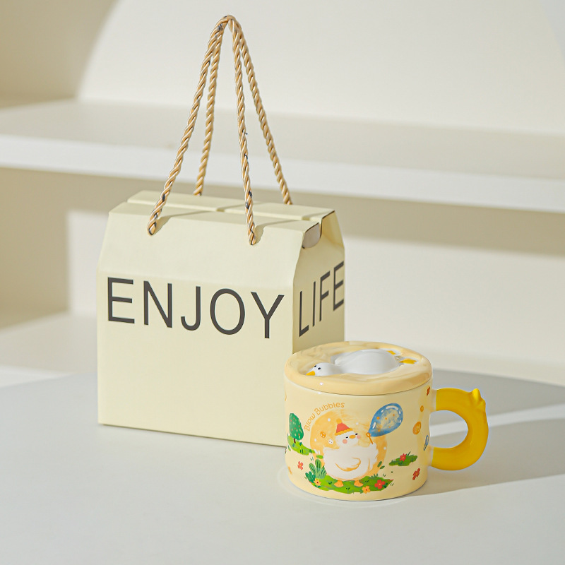 Taza retro de alto valor Taza de cerámica artística Regalo de cumpleaños para niñas, novia, regalo de mano, caja de regalo