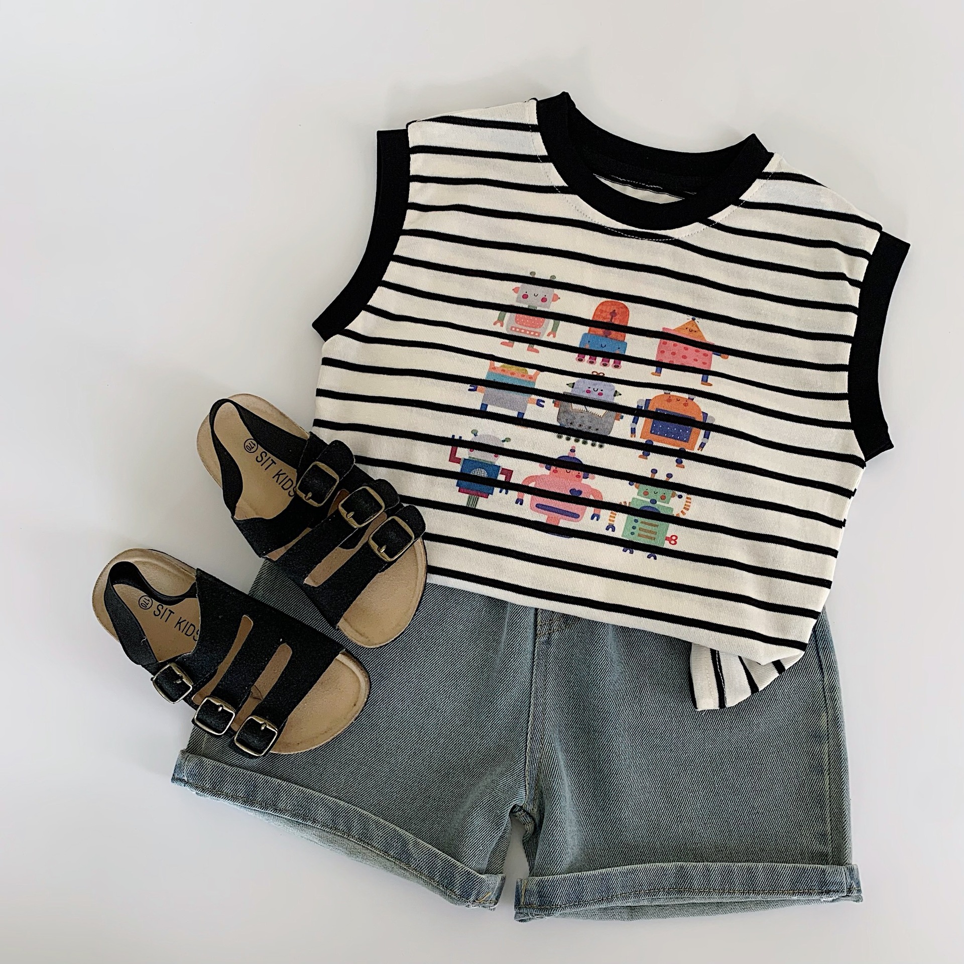 Chaleco sin mangas de verano para niños Maibao 2025 nueva versión coreana del suéter de rayas de dibujos animados para niños fábrica al por mayor