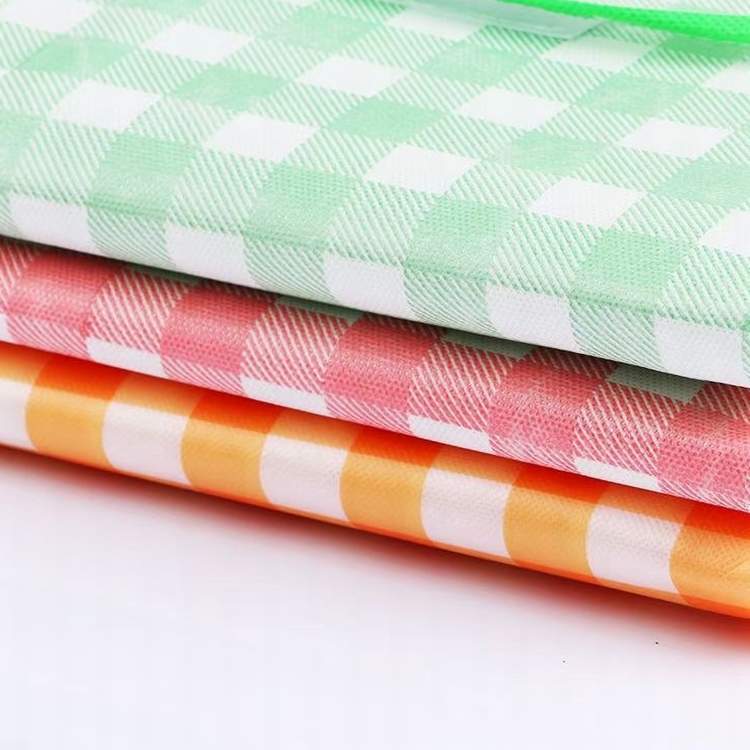 千鸟格野餐垫无纺布 PP+OPP材质复合防水防潮淋膜印花可降解