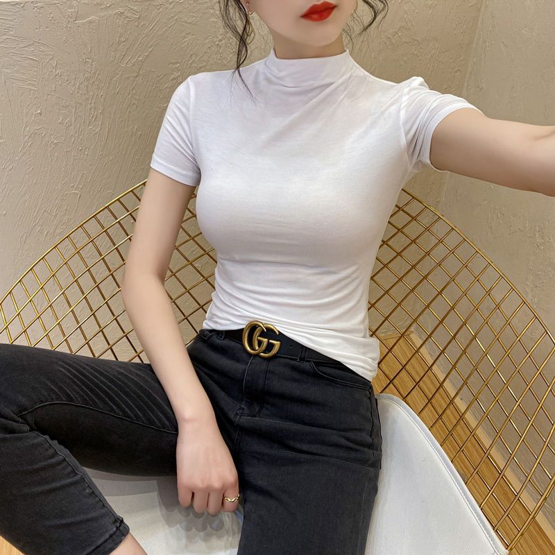 화이트[하프 터틀넥 모달]